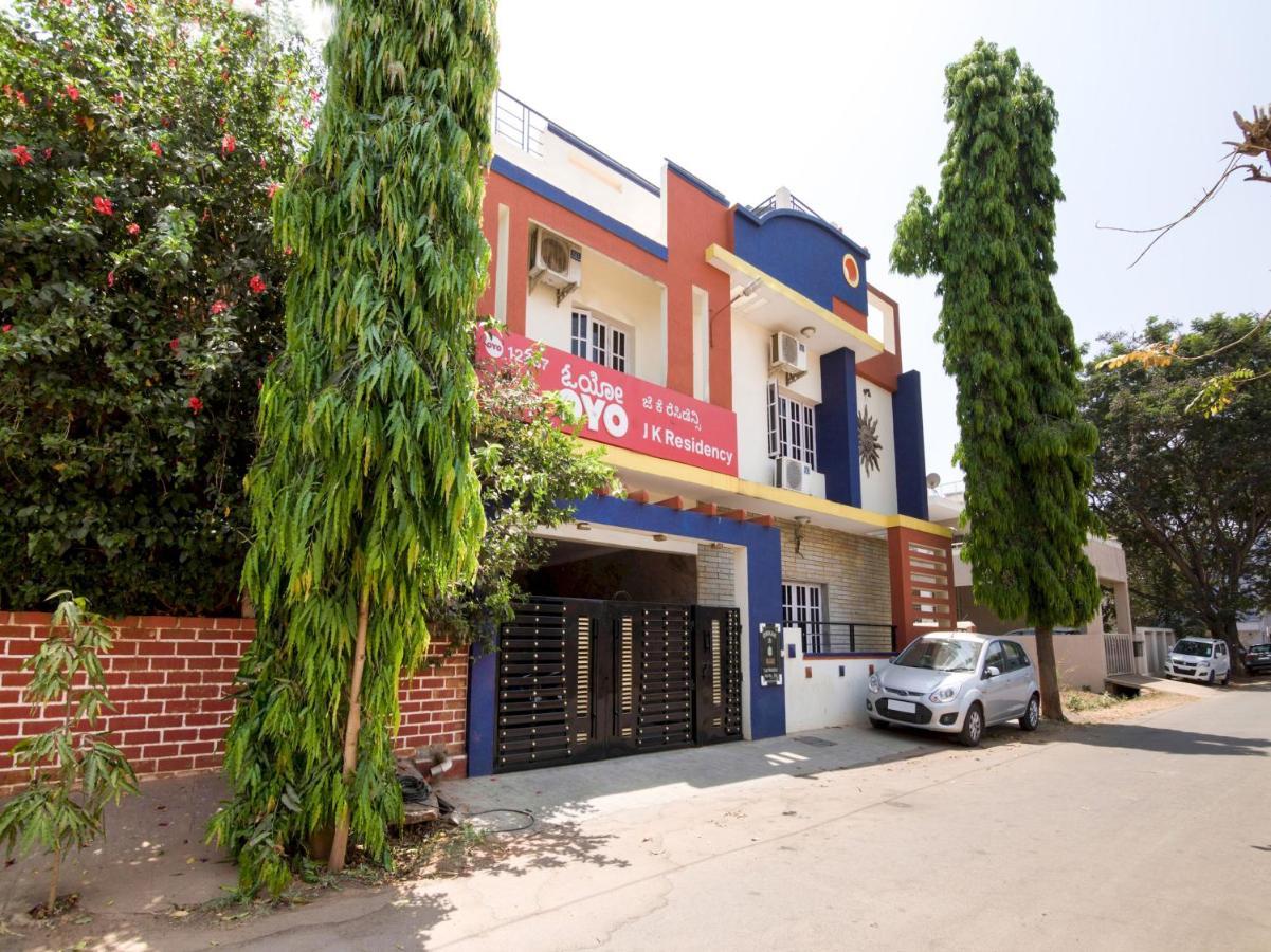 Super Oyo Jk Residency Hotel Kammasandra Buitenkant foto