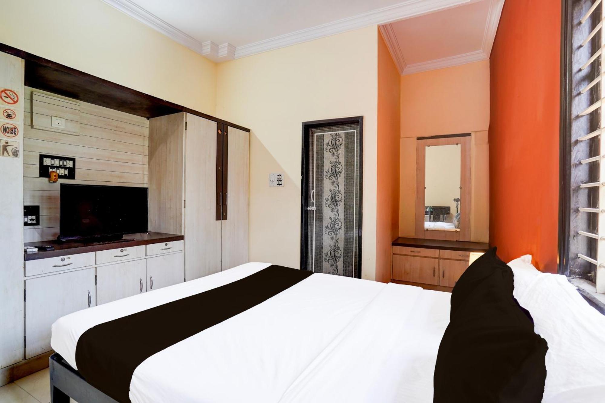 Hotel O Varun Residency Kammasandra Buitenkant foto