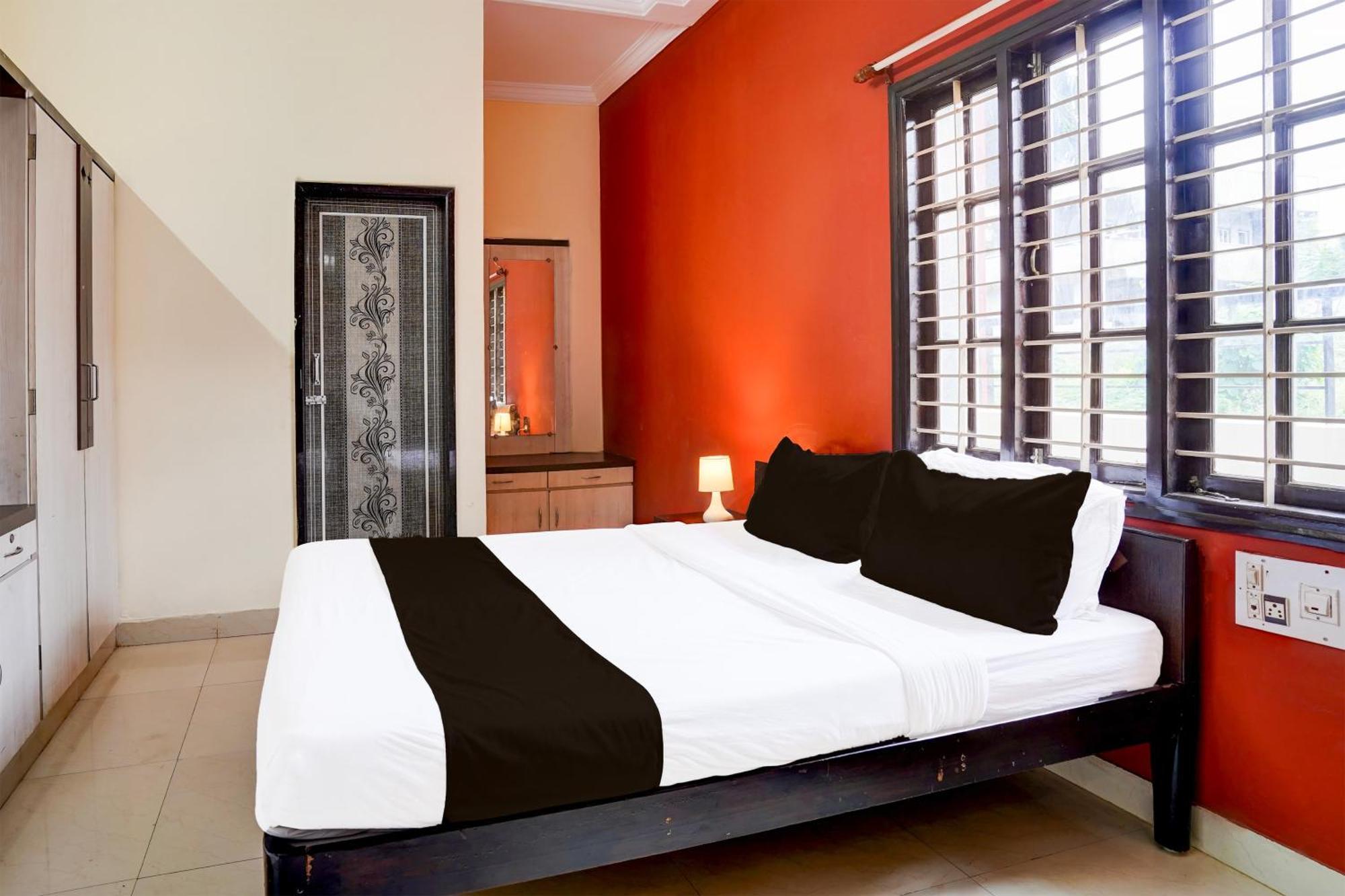 Hotel O Varun Residency Kammasandra Buitenkant foto